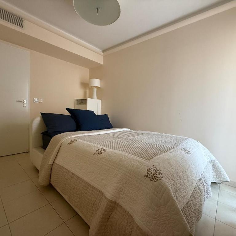 Nice Centre - 2 chambres, balcons, parking privé - Appartement 2 Chambres - 6