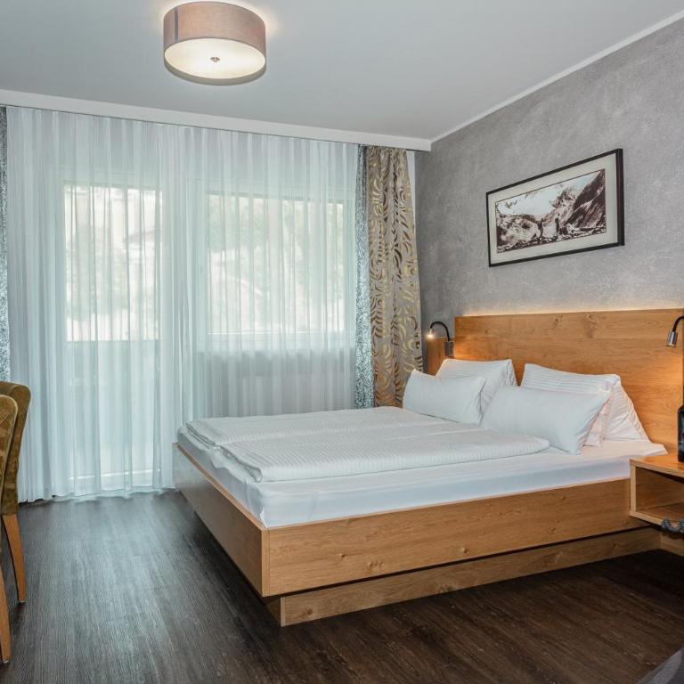 Hotel Almrausch - Großes Doppelzimmer - 10
