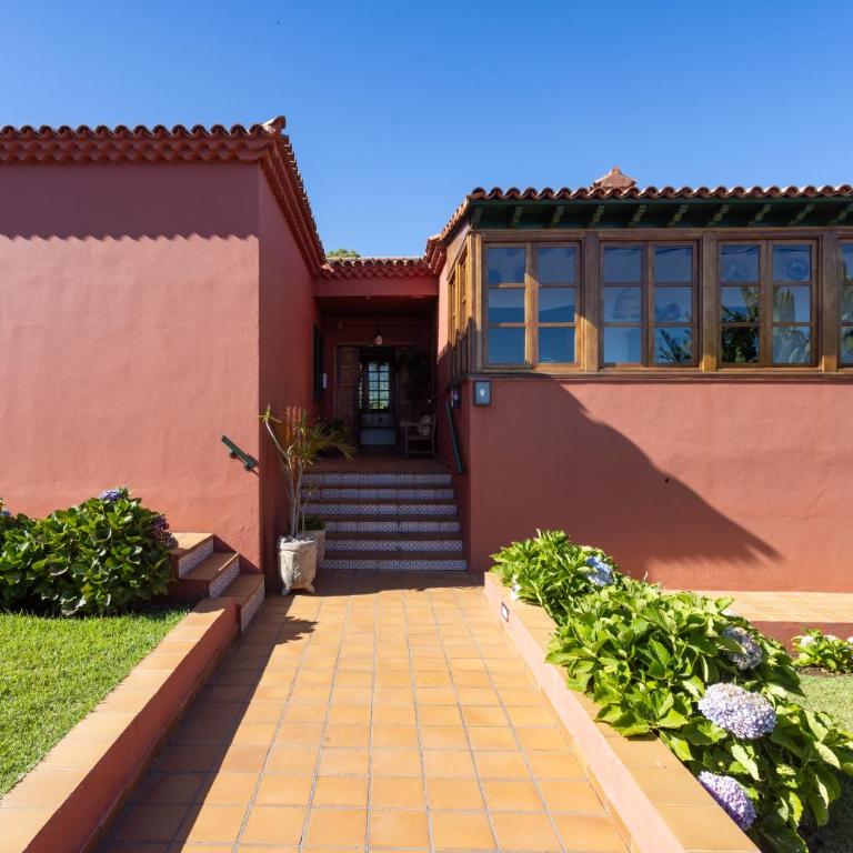 Home2Book Luxury Villa Luna de Tacoronte Pool - Villa - 34
