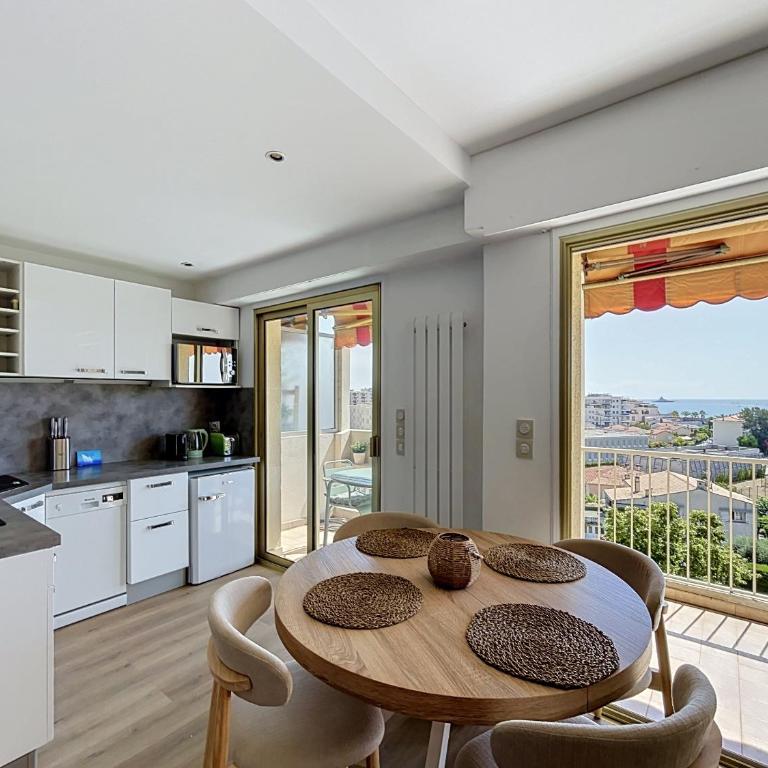 Seaside studio sea view and free parking - Studio - Vue sur Mer - 12