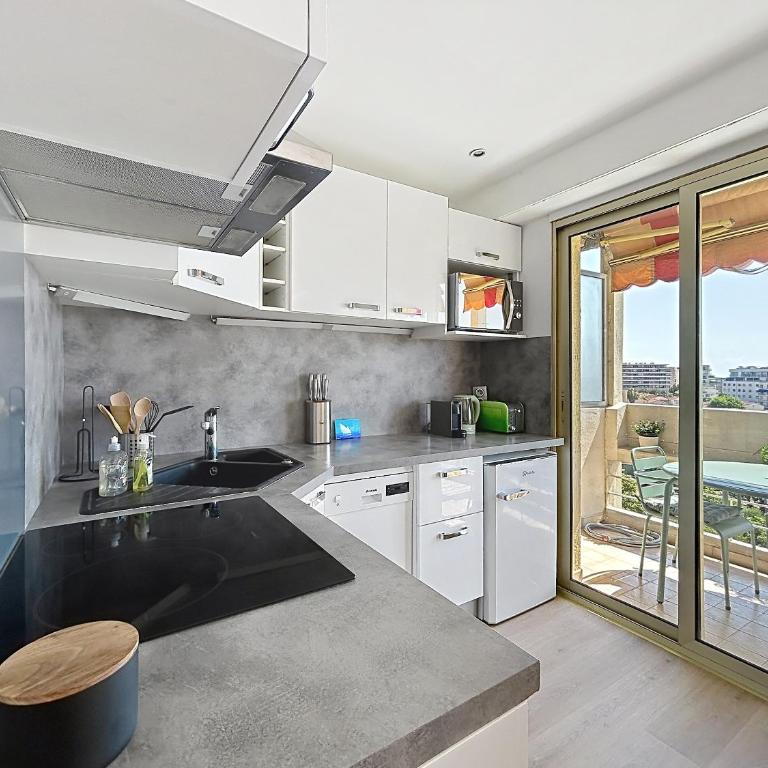 Seaside studio sea view and free parking - Studio - Vue sur Mer - 15