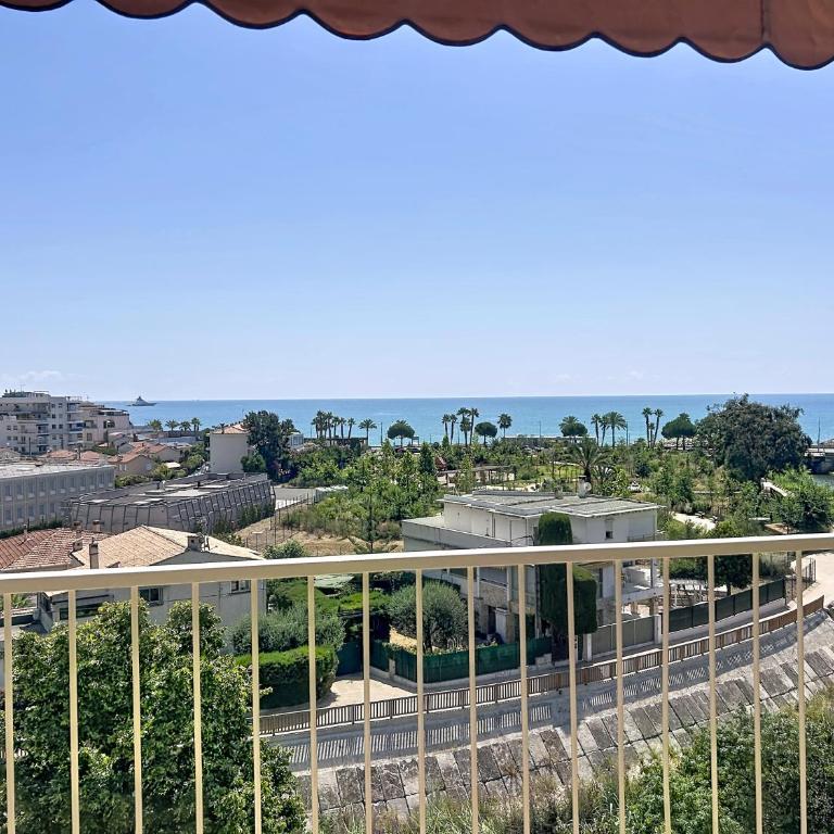 Seaside studio sea view and free parking - Studio - Vue sur Mer - 18