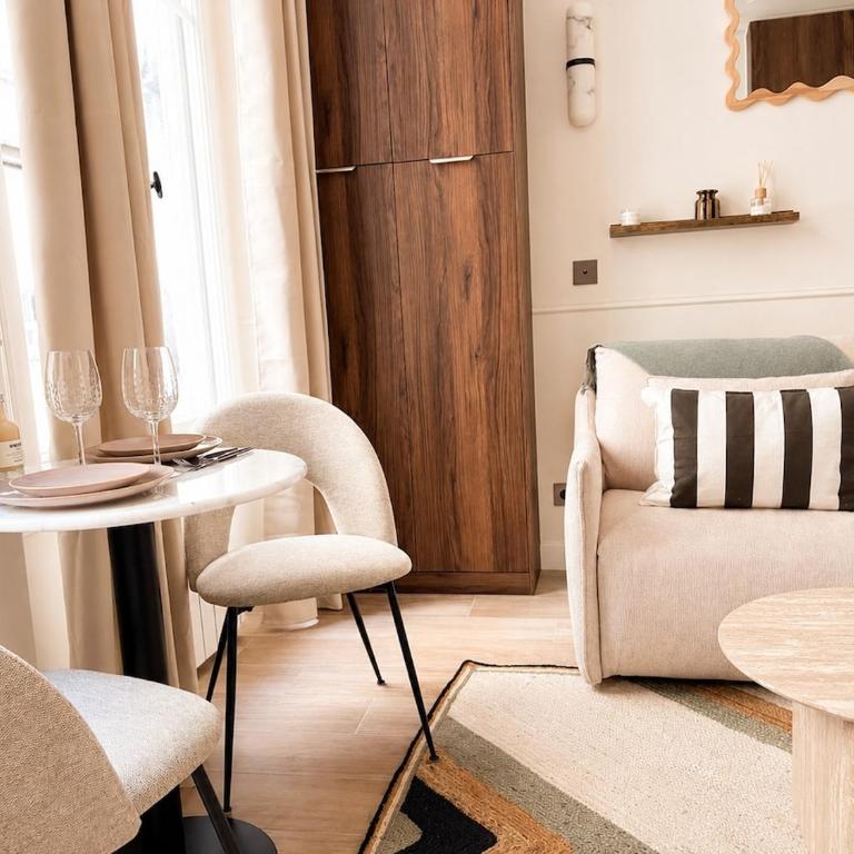 Bright Apartment Steps from Champs Elysées - Appartement 1 Chambre - 2
