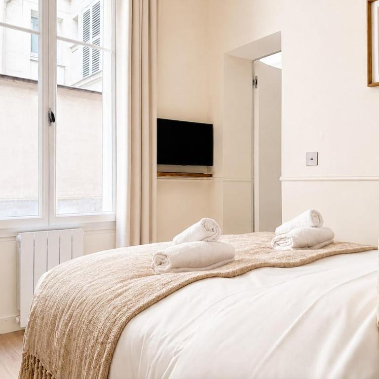 Bright Apartment Steps from Champs Elysées - Appartement 1 Chambre - 15
