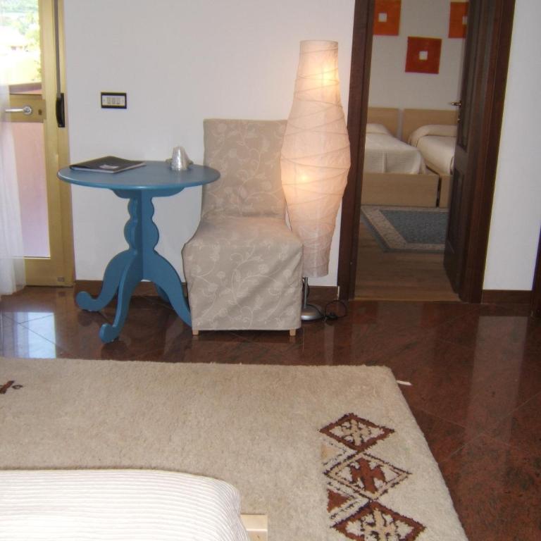 Hotel Virgilio - Camera Familiare Comunicante - 2