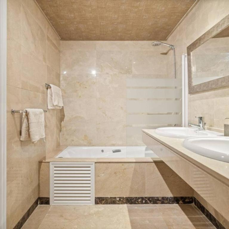 Duquesa Village - Seaview Apartment - Apartamento - 17