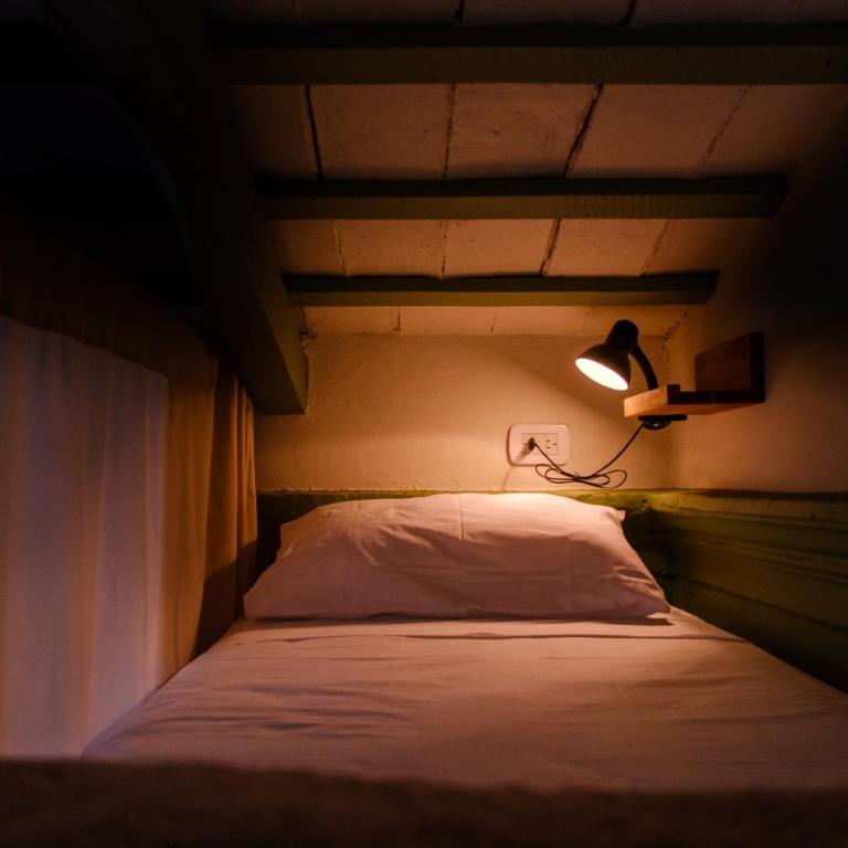 Casa Puka - Bed in 8-Bed Mixed Dormitory Room - 1