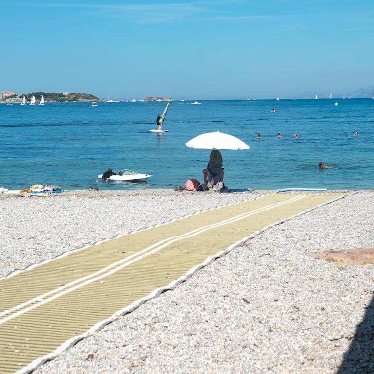 Les Marinières-le Brusc- Six-Fours-Les-Plages - Two-Bedroom Apartment - 12