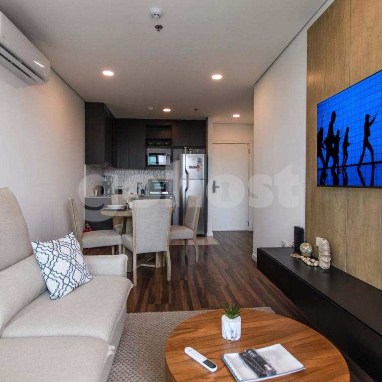 Elegant 1 BR in Home Palace near Shopping del Sol - Apartment - 3