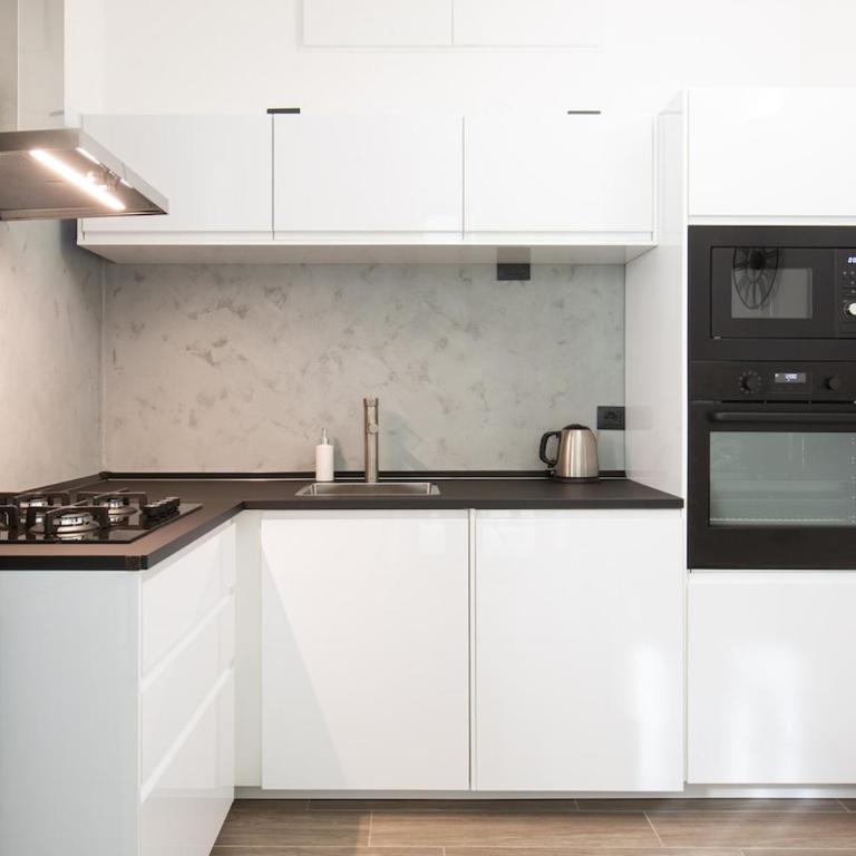 Ambrosiana Apartments - In the heart of the city - Two-Bedroom Apartment with Terrace - 88
