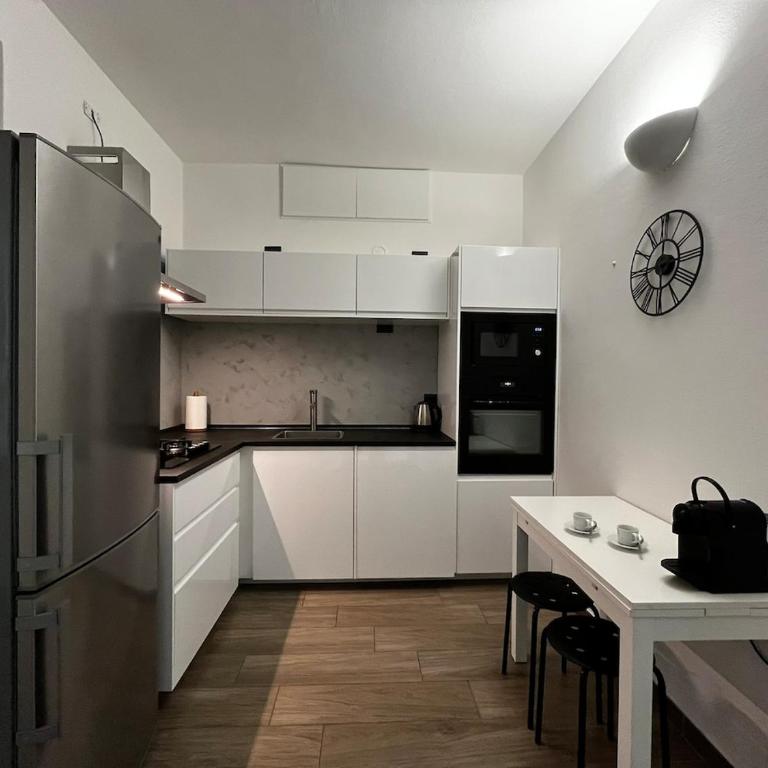 Ambrosiana Apartments - In the heart of the city - Two-Bedroom Apartment with Terrace - 84