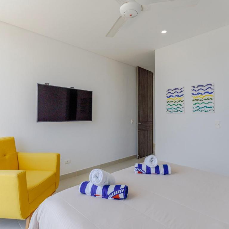 Moderno apartamento en Playa Salguero - Three-Bedroom Apartment with View - 14