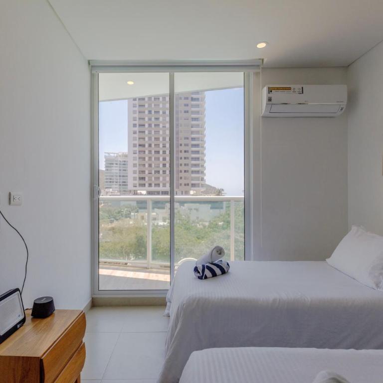 Moderno apartamento en Playa Salguero - Three-Bedroom Apartment with View - 22