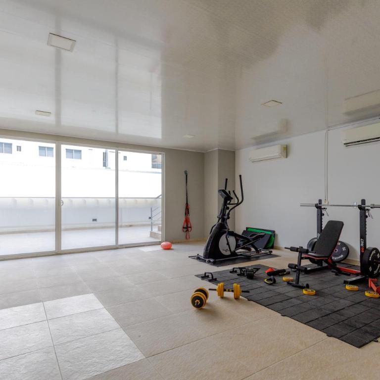 Moderno apartamento en Playa Salguero - Three-Bedroom Apartment with View - 35