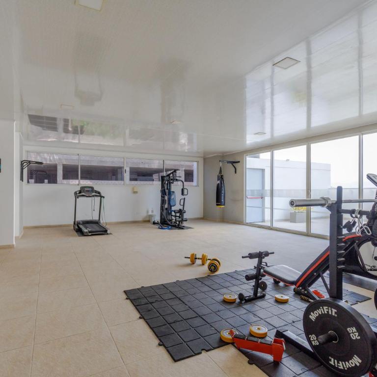 Moderno apartamento en Playa Salguero - Three-Bedroom Apartment with View - 46
