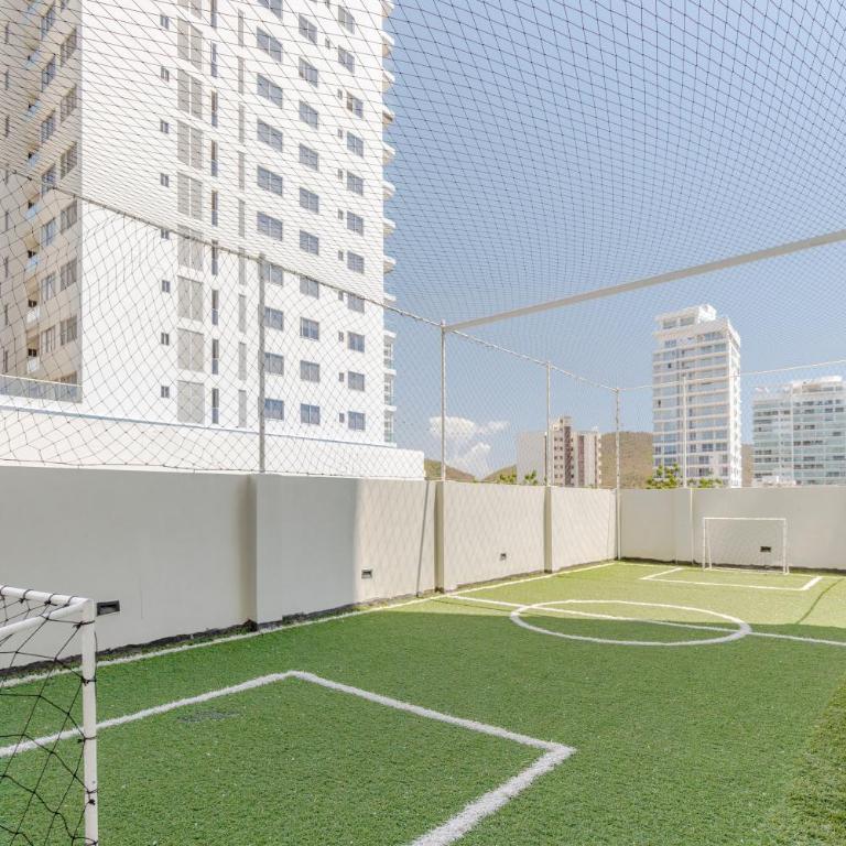 Moderno apartamento en Playa Salguero - Three-Bedroom Apartment with View - 63