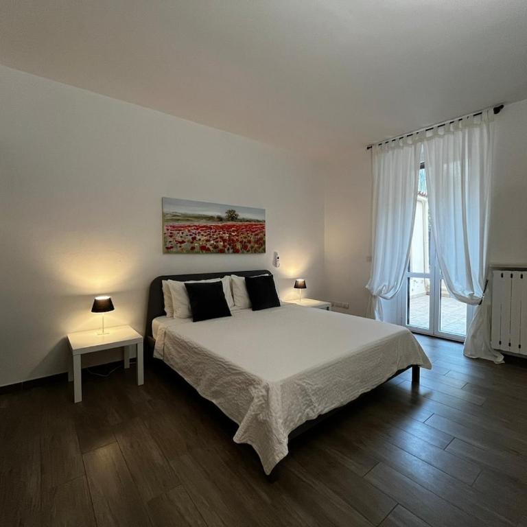 Ambrosiana Apartments - In the heart of the city - Two-Bedroom Apartment with Terrace - 69