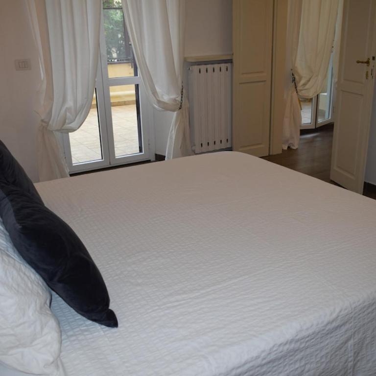 Ambrosiana Apartments - In the heart of the city - Two-Bedroom Apartment with Terrace - 64