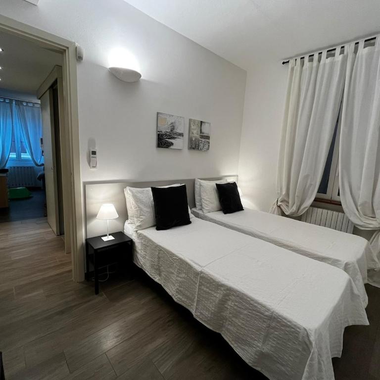 Ambrosiana Apartments - In the heart of the city - Two-Bedroom Apartment with Terrace - 56