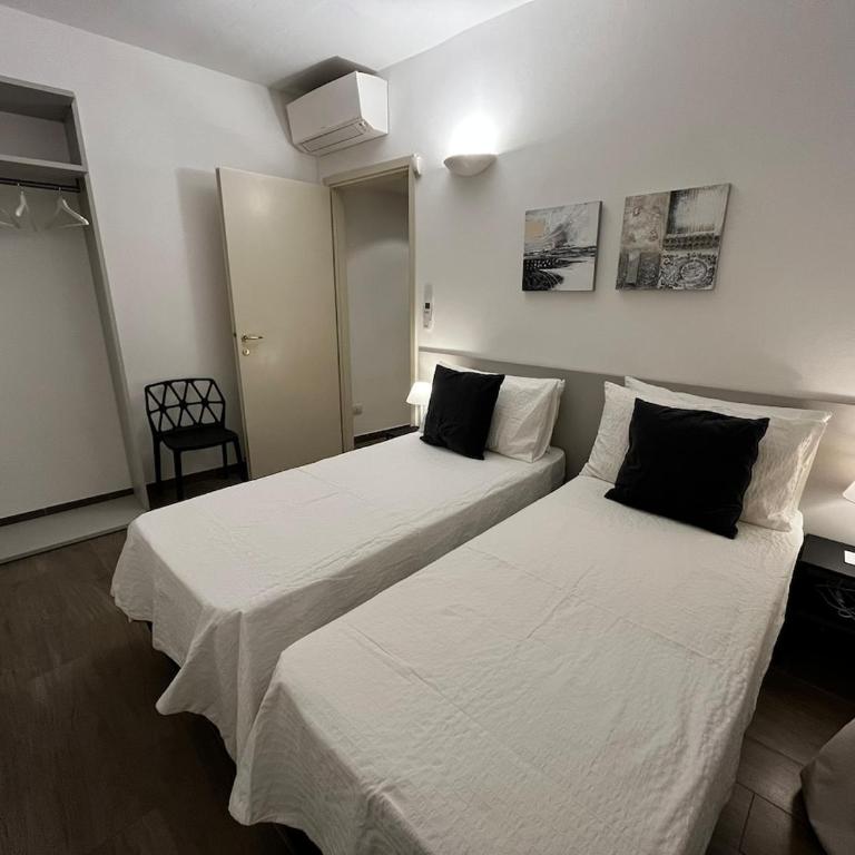 Ambrosiana Apartments - In the heart of the city - Two-Bedroom Apartment with Terrace - 55