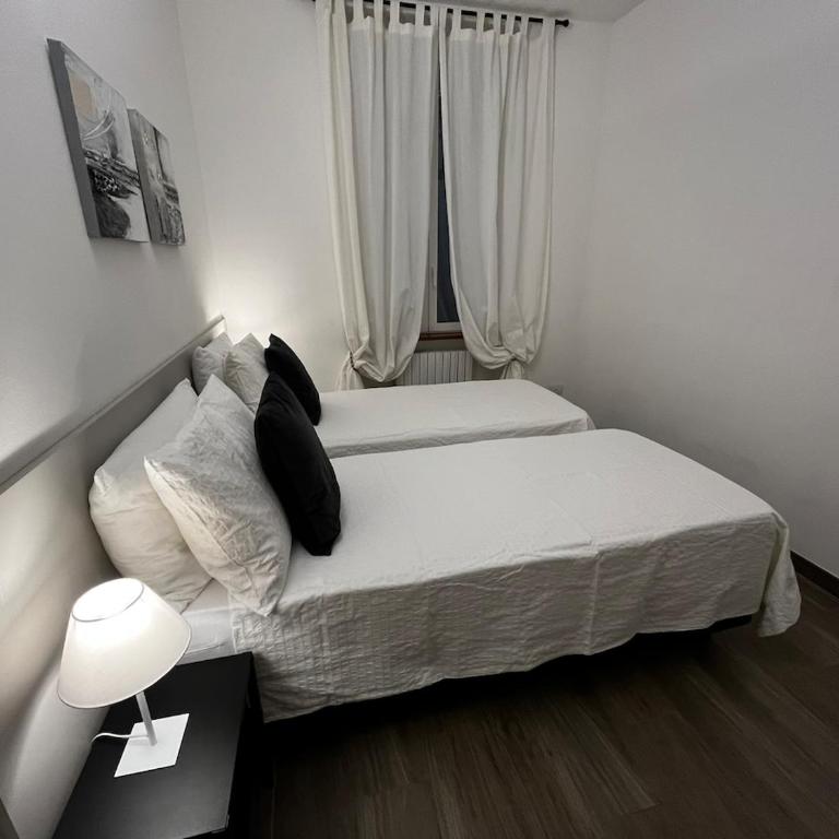 Ambrosiana Apartments - In the heart of the city - Two-Bedroom Apartment with Terrace - 54