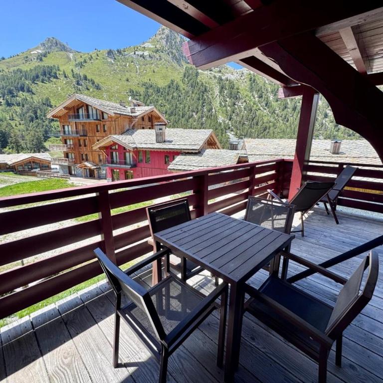 Large 2 Bed Apartment - Arc 1950 - Sunny Balcony, View Mont Blanc - Appartamento con 2 Camere da Letto - 8