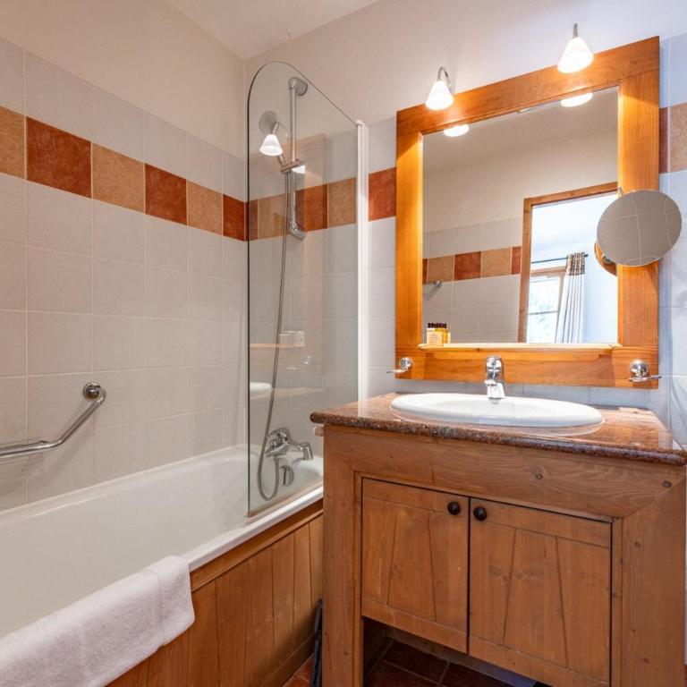 Large 2 Bed Apartment - Arc 1950 - Sunny Balcony, View Mont Blanc - Appartamento con 2 Camere da Letto - 14