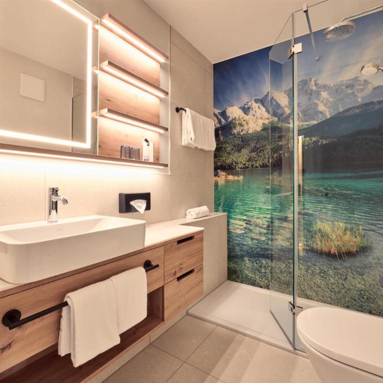 Dorint Sporthotel Garmisch-Partenkirchen - Apartment mit 2 Schlafzimmern und Bergblick - 1