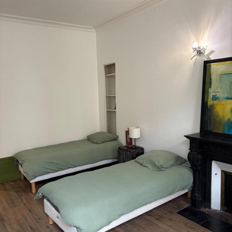 Charmant T3 au coeur de Dijon - Two-Bedroom Apartment - 7