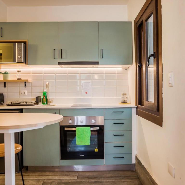 Style and Comfort in Providencia Ideal for 2 - Studio - 7