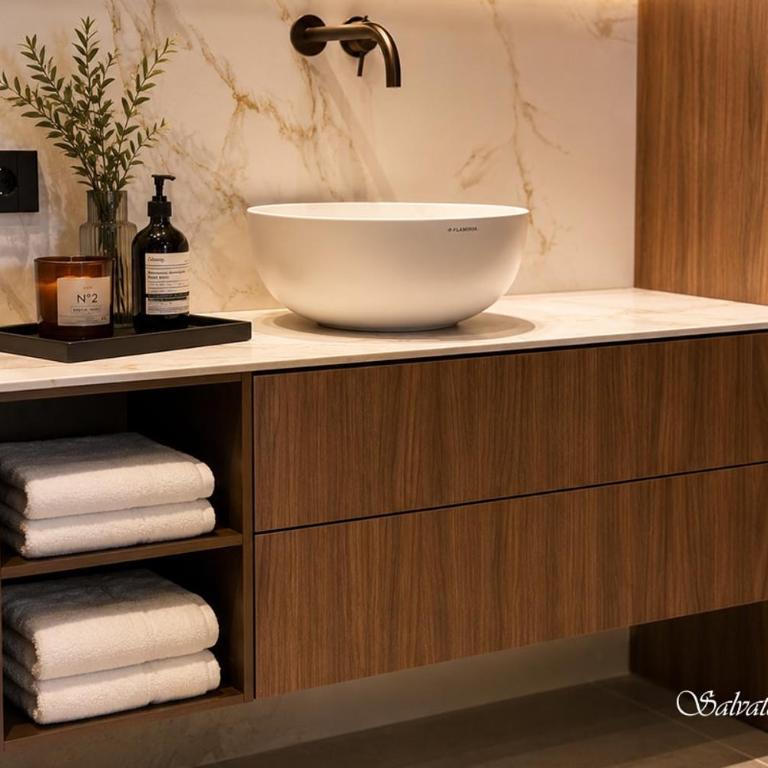 SalvatoreHomes - Casa Louisa - Ultra Luxury Retreat in Bardolino with Private Balcony & Infinity Pool Access - Appartamento con 1 Camera da Letto - 13