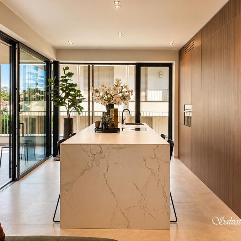 SalvatoreHomes - Casa Louisa - Ultra Luxury Retreat in Bardolino with Private Balcony & Infinity Pool Access - Appartamento con 1 Camera da Letto - 23