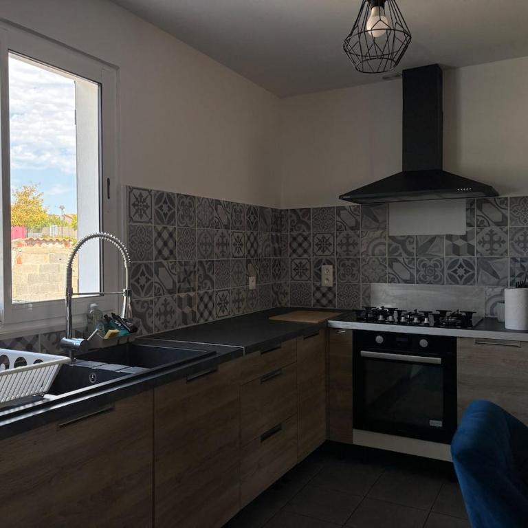 Villa Soleane - tout équipée, à seulement 10mins de la Cité Médiévale - Casa con 4 camere da letto - 15