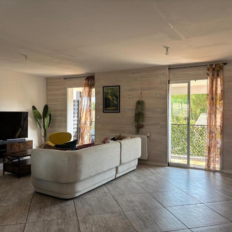 Villa Soleane - tout équipée, à seulement 10mins de la Cité Médiévale - Casa con 4 camere da letto - 33
