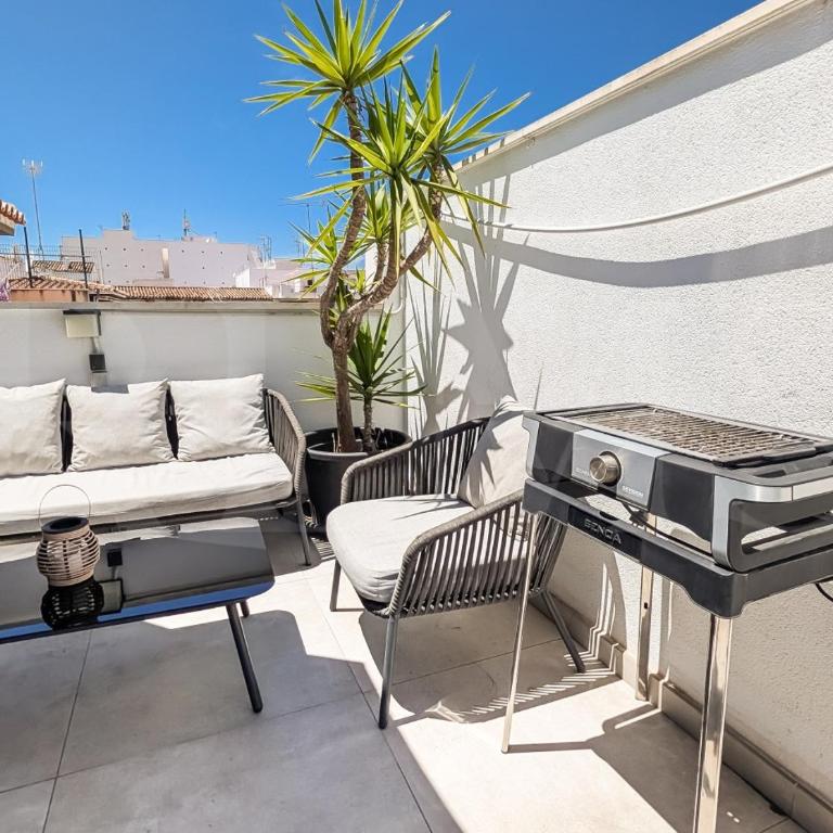 Modern Studio with Private Rooftop Terrace by REMS - Monolocale con Terrazza - 25