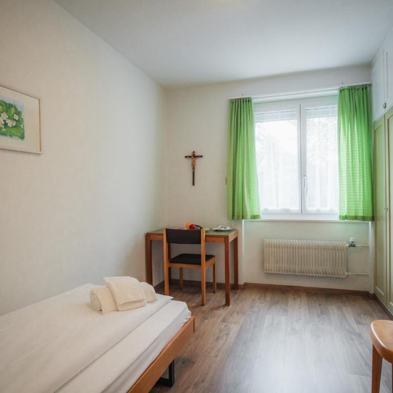 Hotel Haus Schönstatt contactless-Check-In - Einzelzimmer mit Gemeinschaftsbad - 3