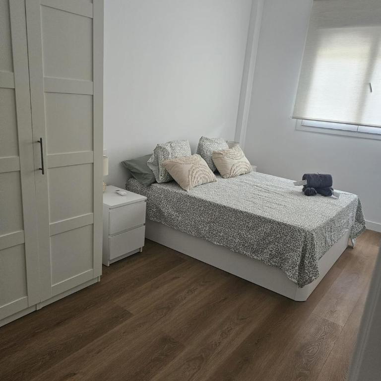 Apartamento De Dos Dormitorios Apartamento grande centro Malaga - Two-Bedroom Apartment - 7