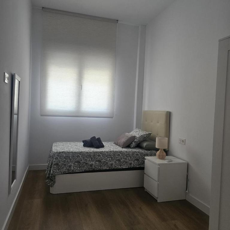 Apartamento De Dos Dormitorios Apartamento grande centro Malaga - Two-Bedroom Apartment - 26