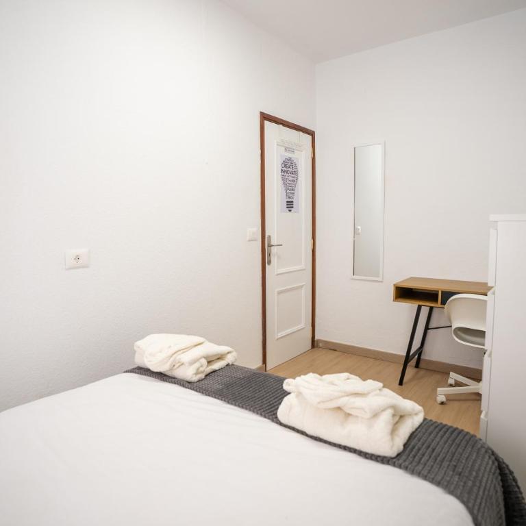 The Tabares de Cala Residence by Eden Rentals - Double Room - 2