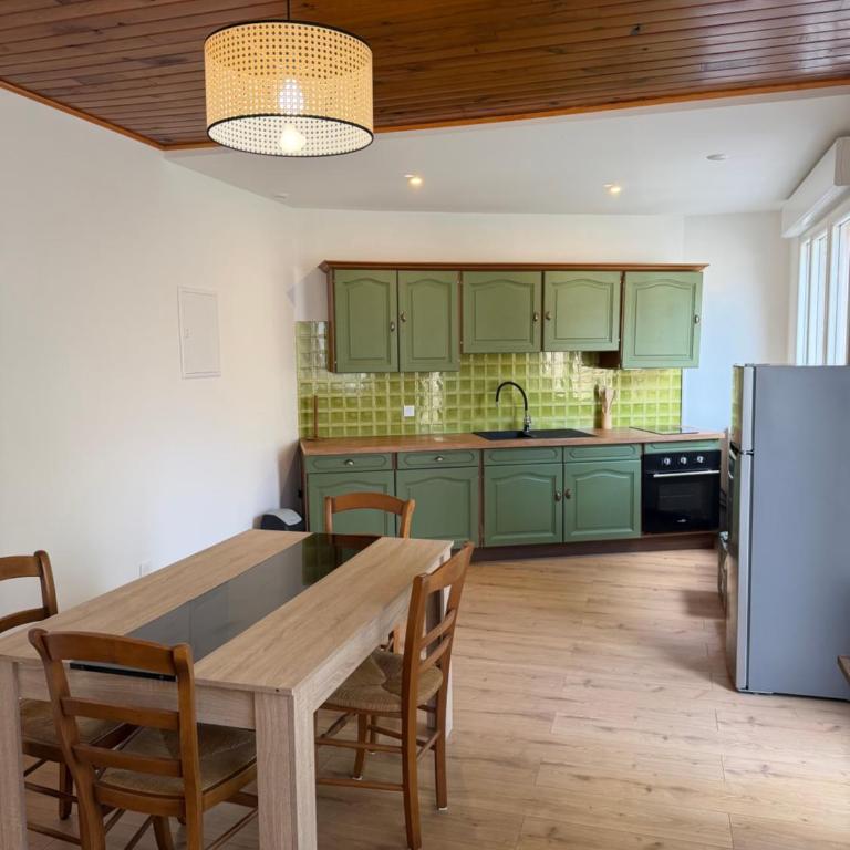 Appartement T2 pour curistes - One-Bedroom Apartment with Balcony - 1