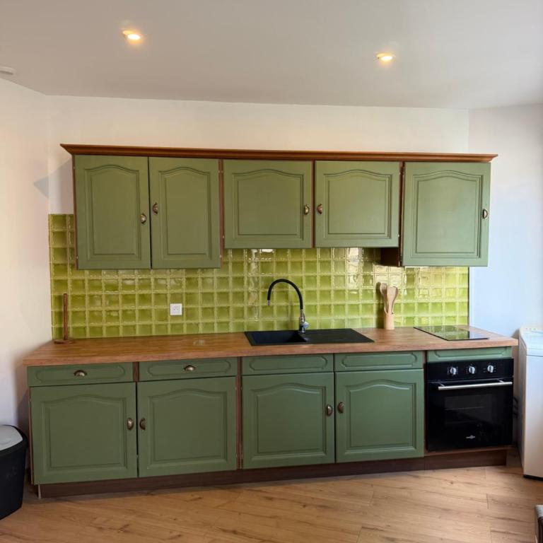 Appartement T2 pour curistes - One-Bedroom Apartment with Balcony - 3