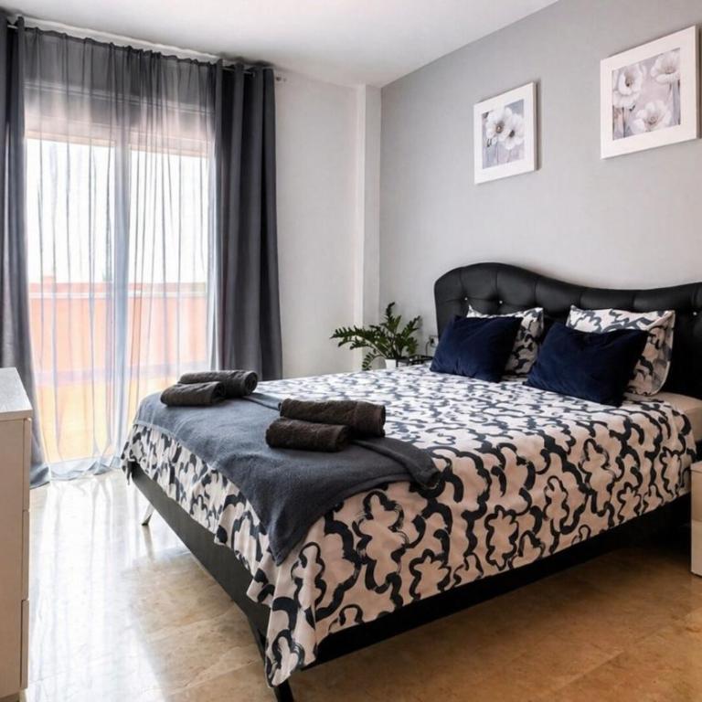 Family apartment with BBQ and 100m2 terracy - Apartment - 8