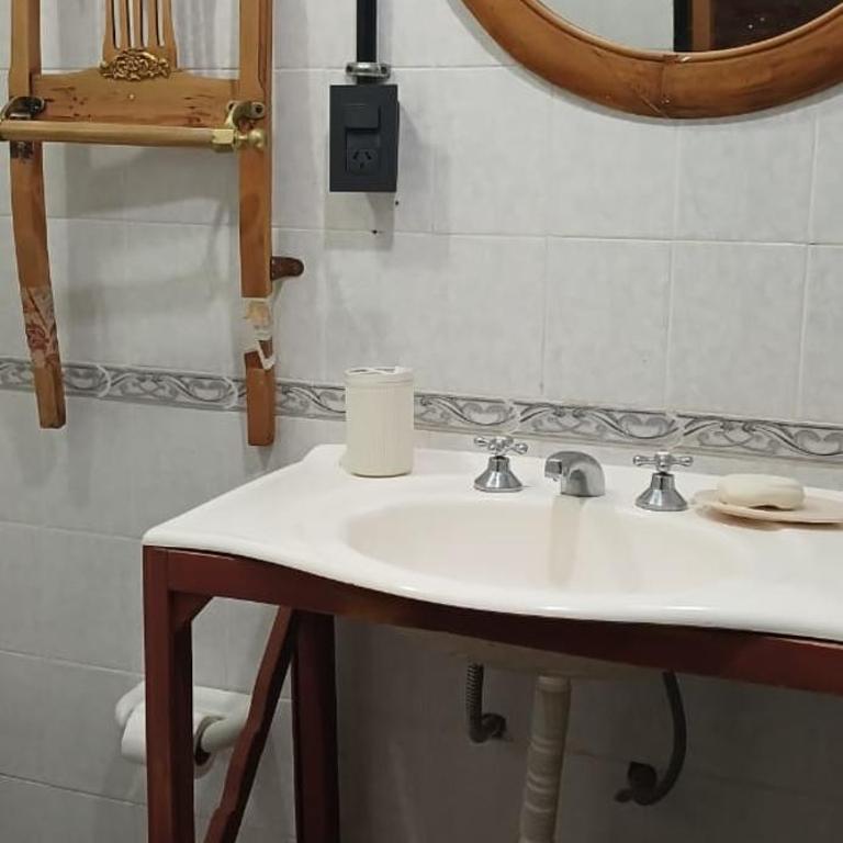 Canton del Cardenal - Three-Bedroom House - 13