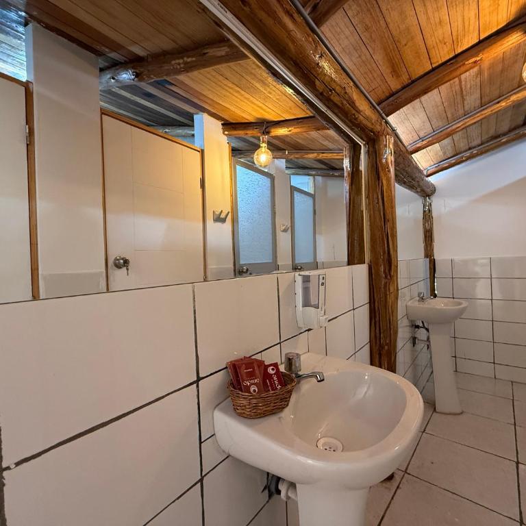 Anido House - Triple Room with Private External Bathroom - 4