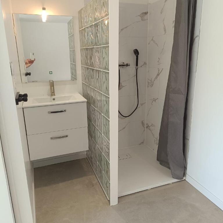 Studio neuf Climatisé au calme à Royan - Appartement 1 Chambre - 6