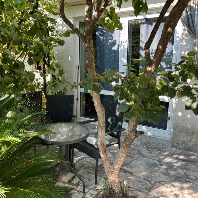 Diego - One-Bedroom Apartment - 19