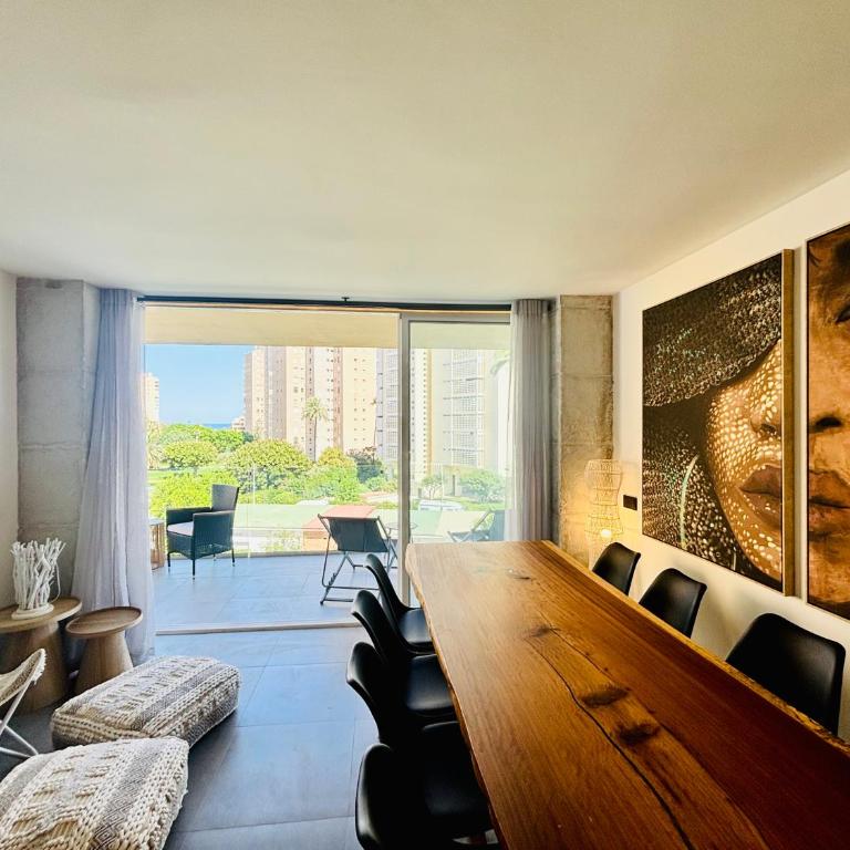 Alquilaeasy Tu Nuevo Hogar en Playamar - Apartamento con 4 dormitorios - 1