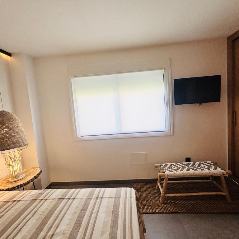 Alquilaeasy Tu Nuevo Hogar en Playamar - Apartamento con 4 dormitorios - 28