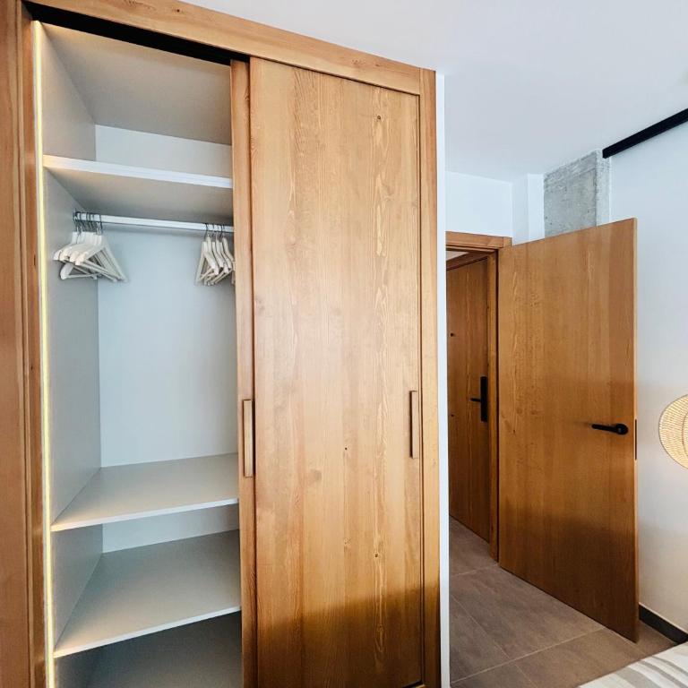 Alquilaeasy Tu Nuevo Hogar en Playamar - Apartamento con 4 dormitorios - 31