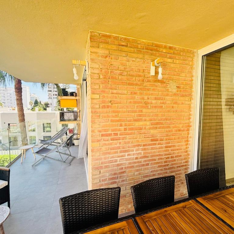 Alquilaeasy Tu Nuevo Hogar en Playamar - Apartamento con 4 dormitorios - 49